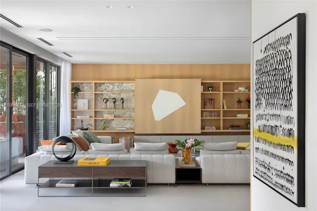 $10,000,000 | 7333 Belle Meade Boulevard, Miami, FL 33138