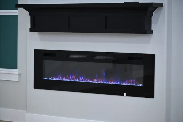 $275,000 | 516 North Hackberry Avenue, Luling, TX 78648