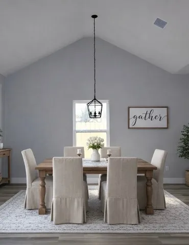 $275,000 | 516 North Hackberry Avenue, Luling, TX 78648