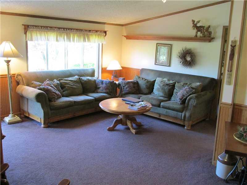 291 Hungarian Road Slippery Rock, PA 16057 - Photo 3 of 16 Living Room.