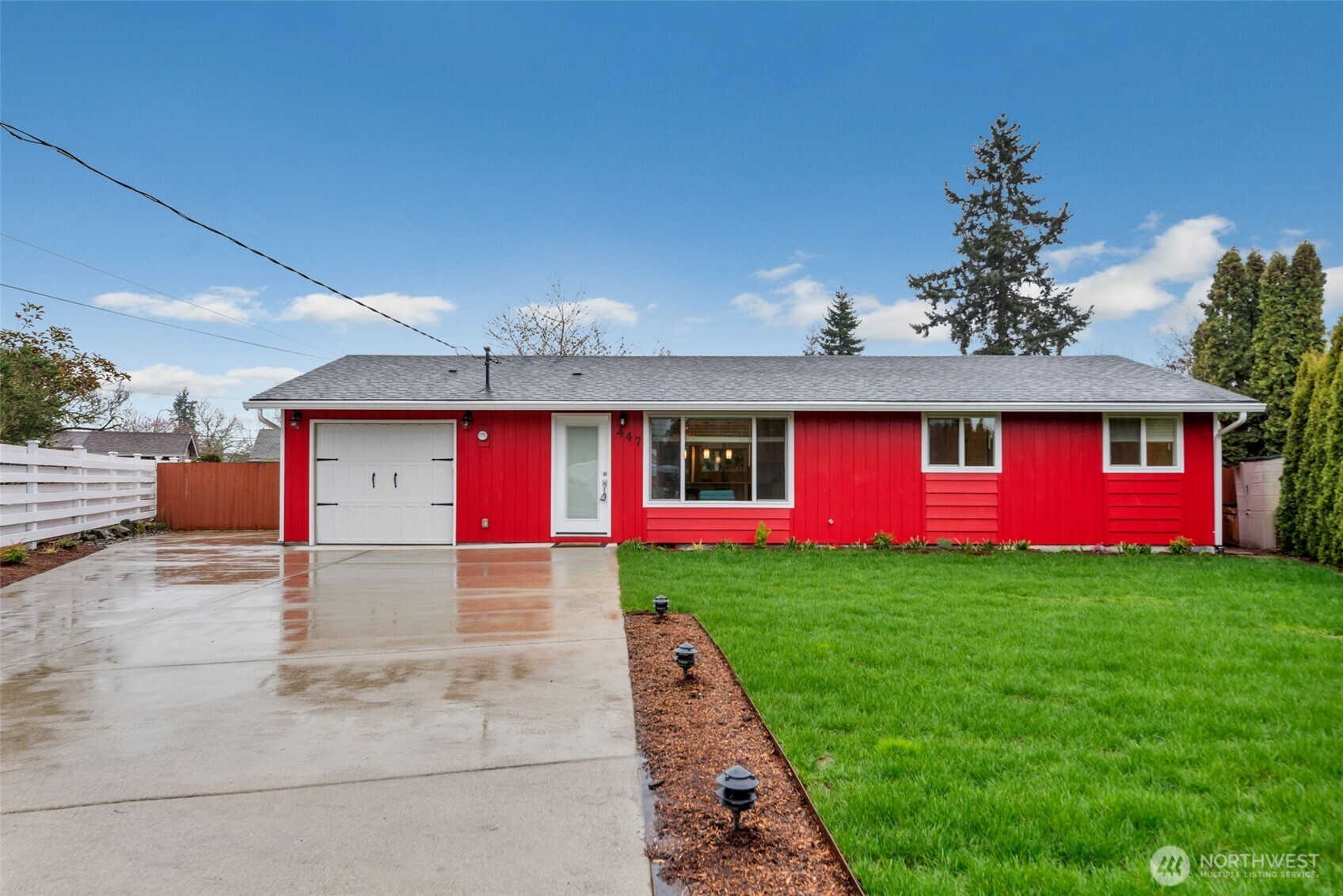 447 Index Avenue Northeast Renton, WA 98056 - Photo 3 of 23 Gallery Image 3