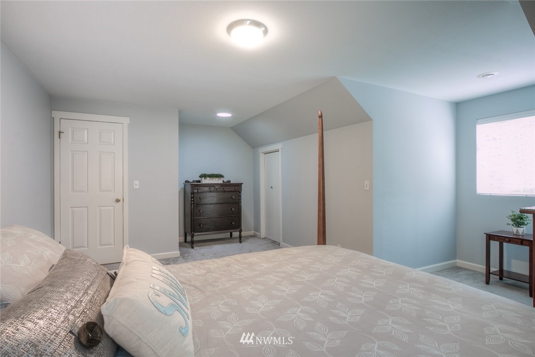 17819 Southeast 145th Street Renton, WA 98059 - Photo 15 of 24