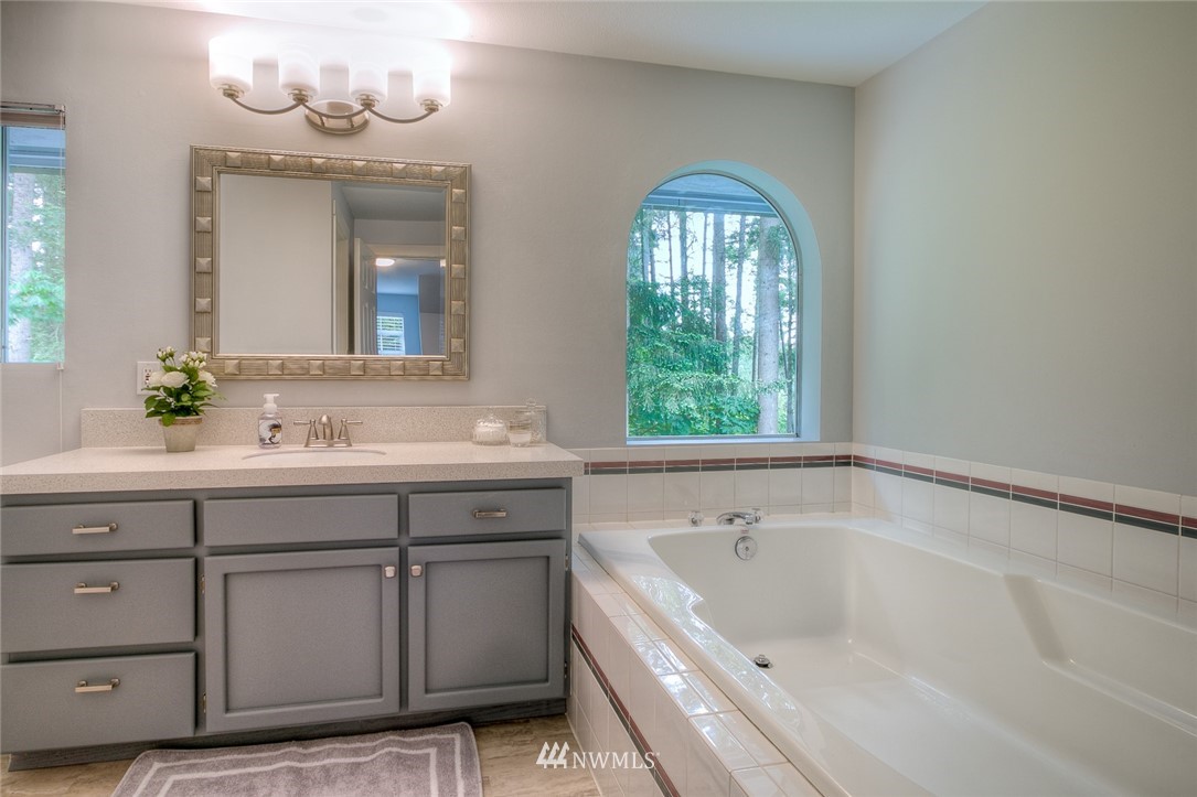17819 Southeast 145th Street Renton, WA 98059 - Photo 16 of 24