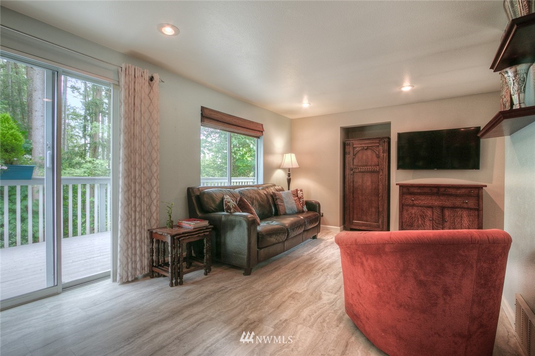17819 Southeast 145th Street Renton, WA 98059 - Photo 8 of 24