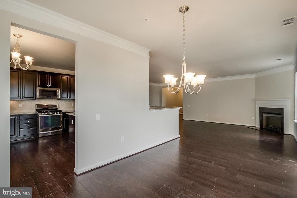 20650 Hope Spring Terrace, Unit 305 Ashburn, VA 20147 - Photo 2 of 13 Interior (General)