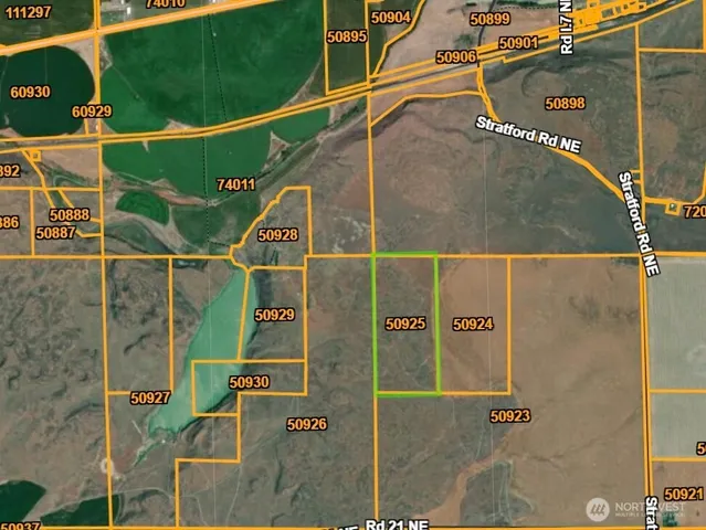 a sign that is on the wall of a building