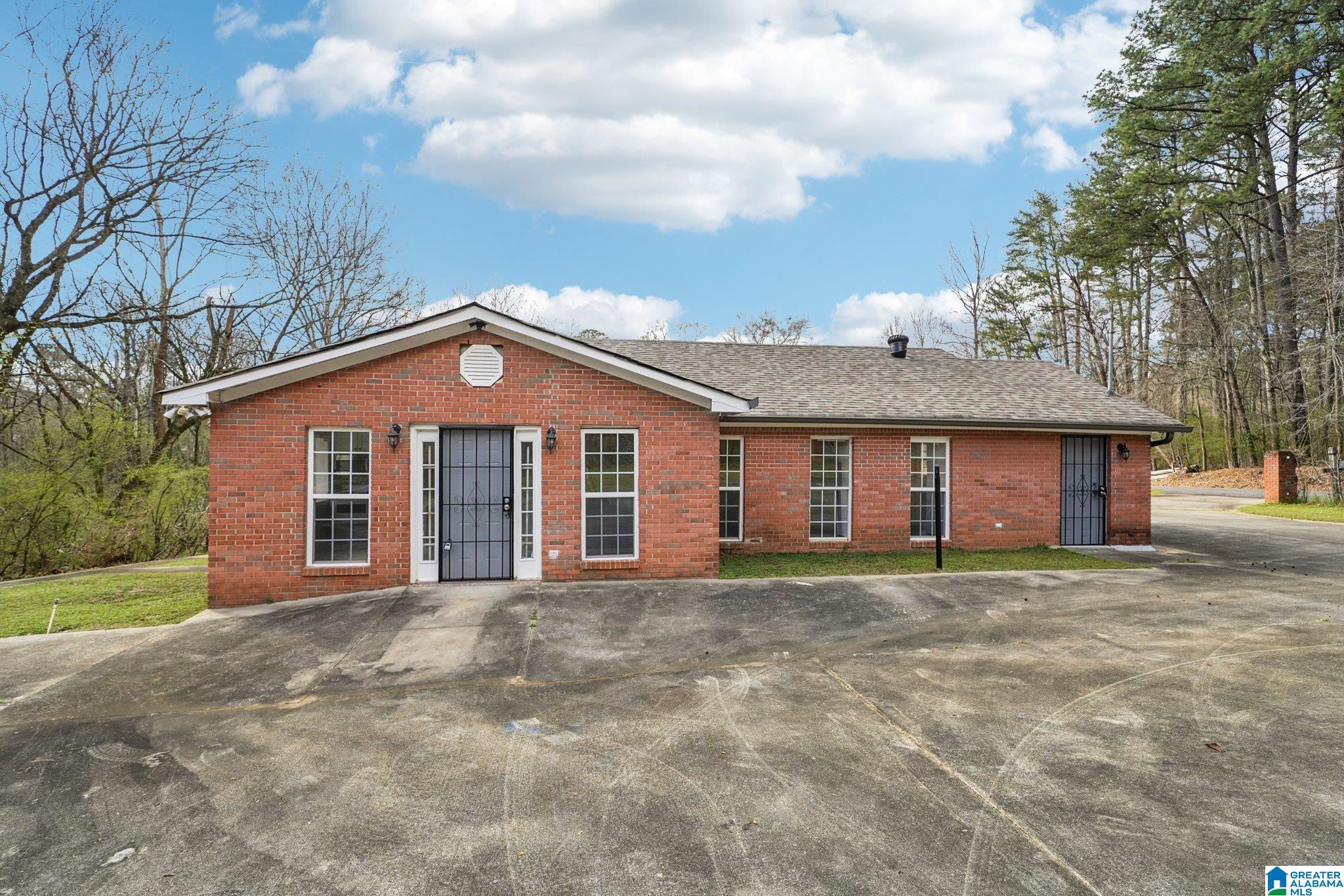 613 Sheridan Road Birmingham, AL 35214 - Photo 1 of 41
