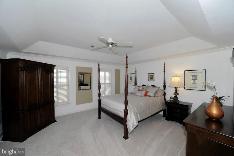 2119 Queensguard Road Silver Spring, MD 20906 - Photo 9 of 30 Bedroom (Master)