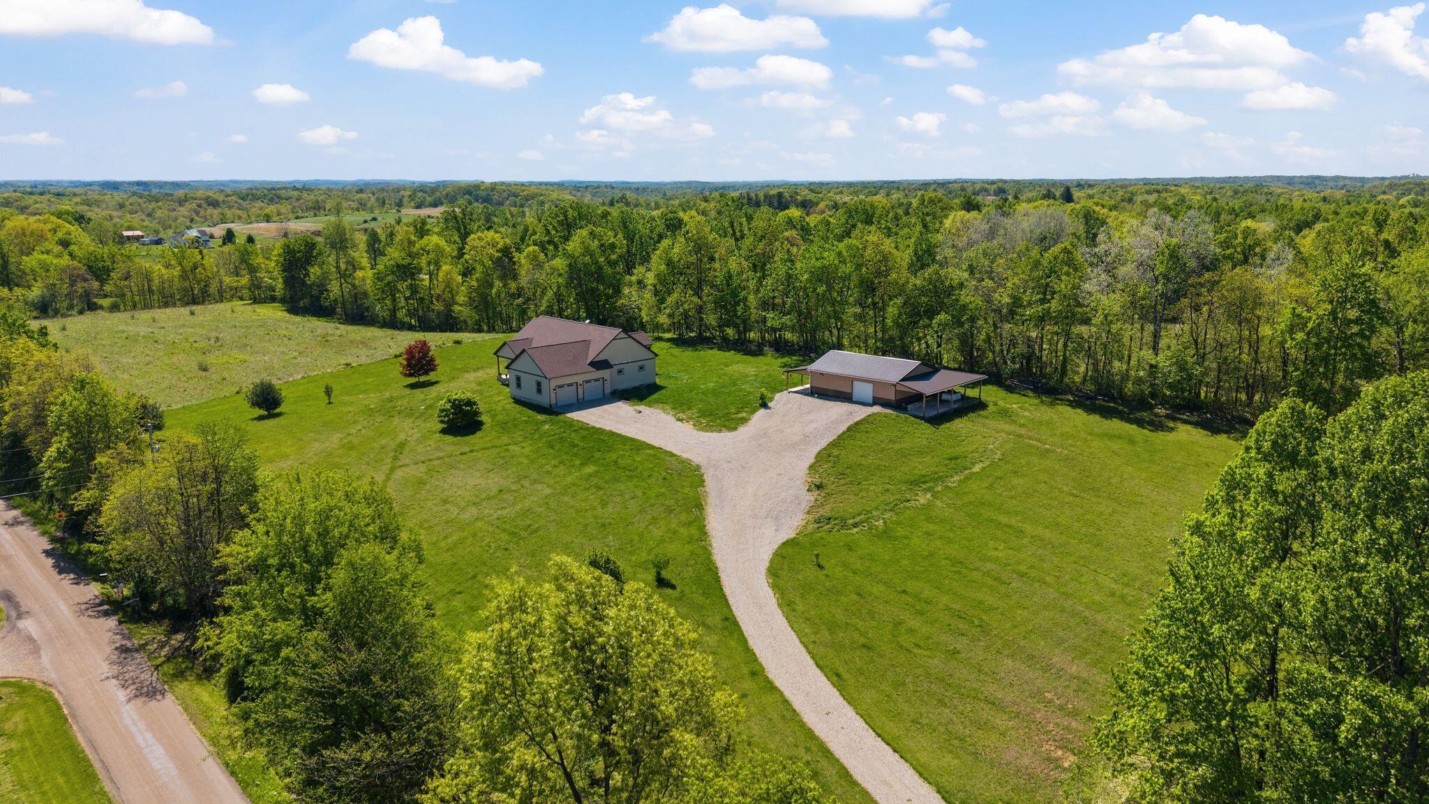 8895 Portie-Flamingo Road New Lexington, OH 43764 - Photo 2 of 55