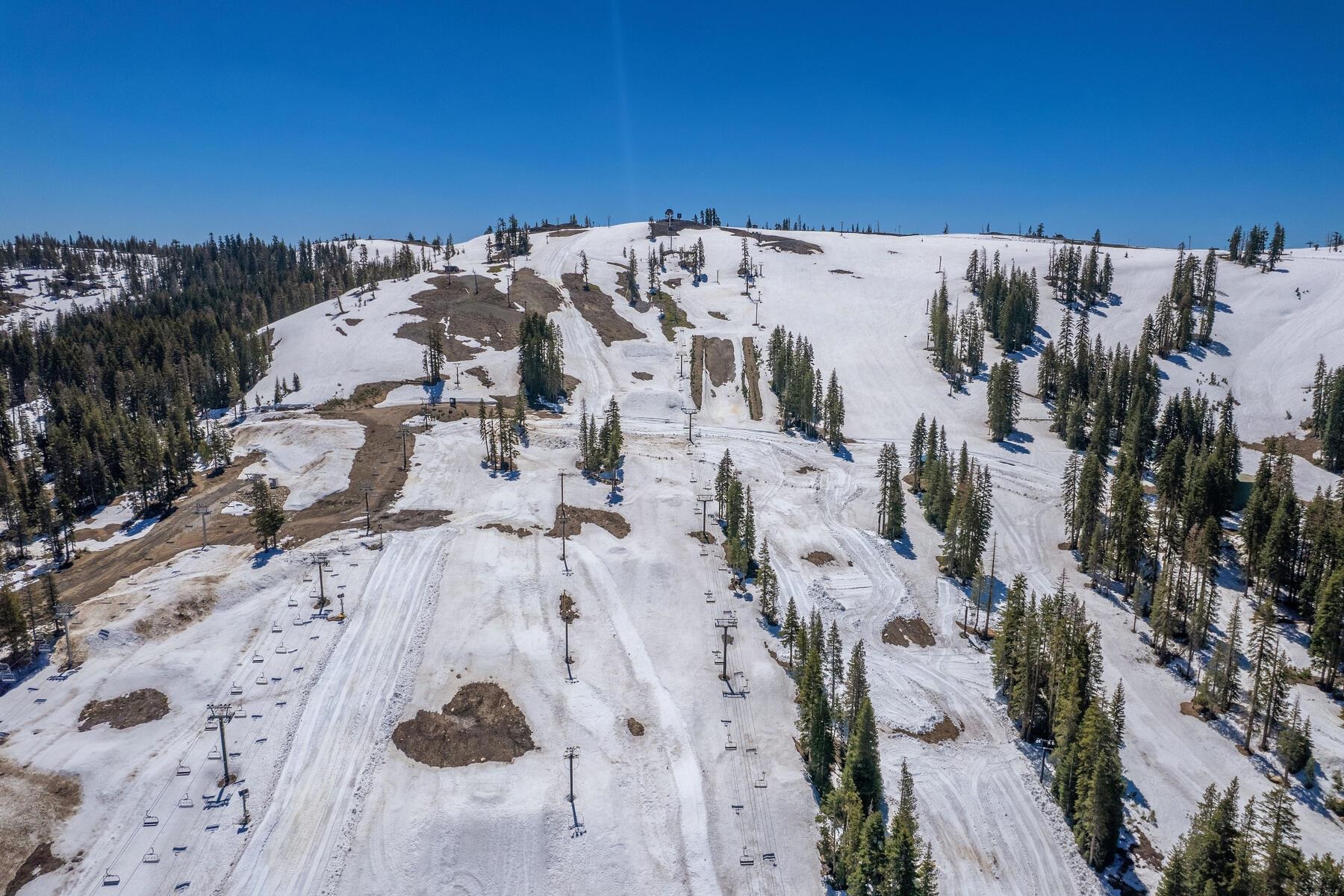 19675 Boreal Ridge Road, Unit 4 Soda Springs, CA 95728 - Photo 17 of 21 Gallery Image 17