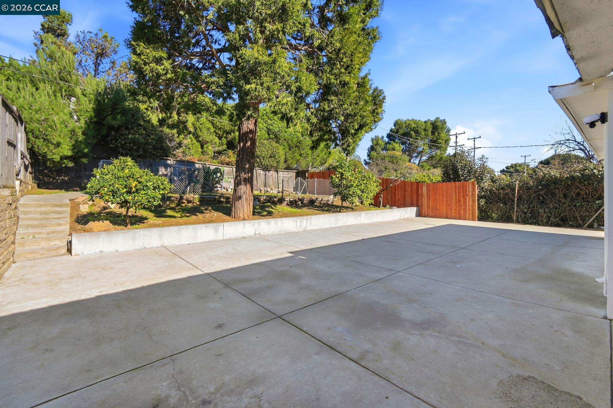 426 La Jolla Street Vallejo, CA 94591 - Photo 11 of 20 a view of a street with houses