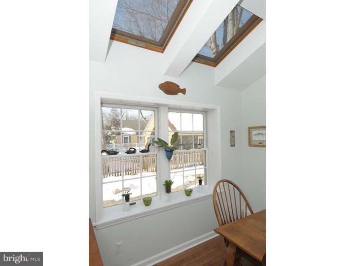 433 Anthwyn Road Narberth, PA 19072 - Photo 11 of 25 Kitchen