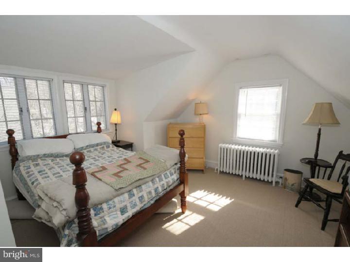 433 Anthwyn Road Narberth, PA 19072 - Photo 16 of 25 Bedroom