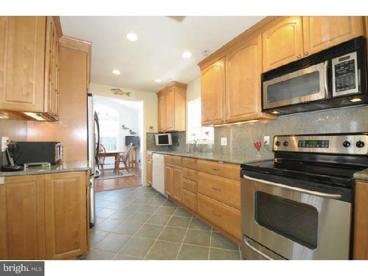 433 Anthwyn Road Narberth, PA 19072 - Photo 8 of 25 Kitchen