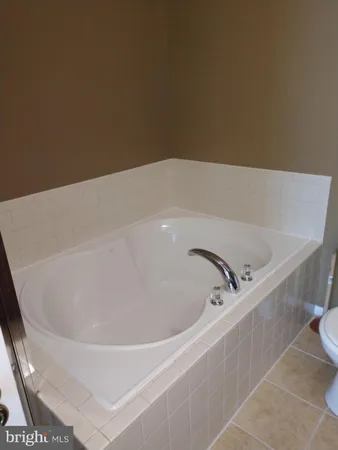 $2,400 | 5627 Lanier Avenue, Suitland, MD 20746