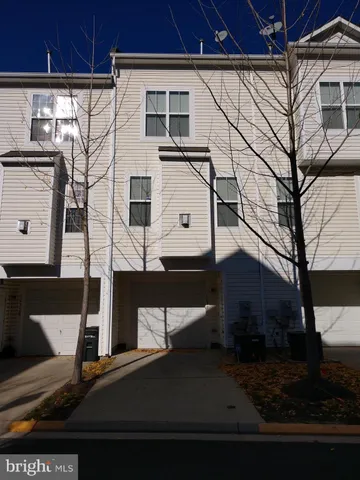 $2,400 | 5627 Lanier Avenue, Suitland, MD 20746