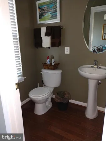 $2,400 | 5627 Lanier Avenue, Suitland, MD 20746