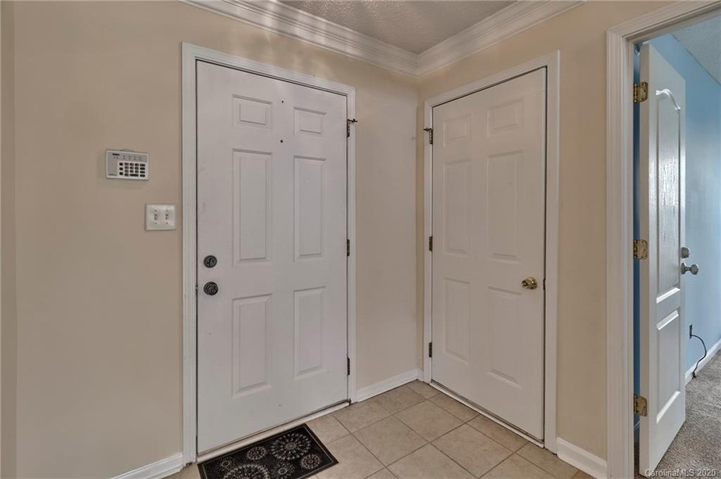 909 Matthews School Road Matthews, NC 28105 - Photo 3 of 32 Gallery Image 3
