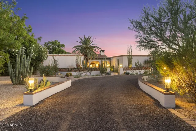 $5,000,000 | 8119 East Foothills Drive, Scottsdale, AZ 85255