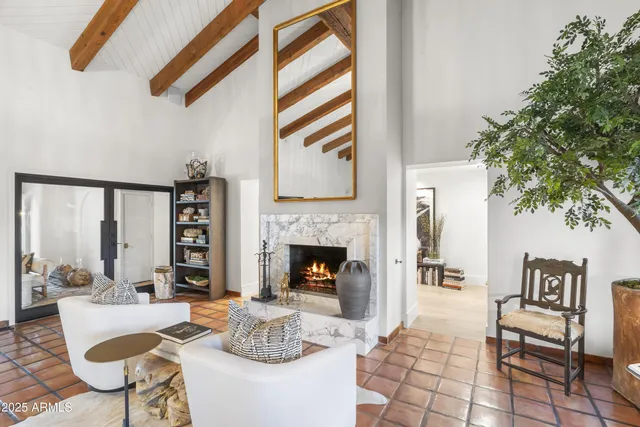 $5,000,000 | 8119 East Foothills Drive, Scottsdale, AZ 85255