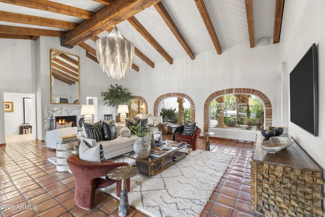 $5,000,000 | 8119 East Foothills Drive, Scottsdale, AZ 85255