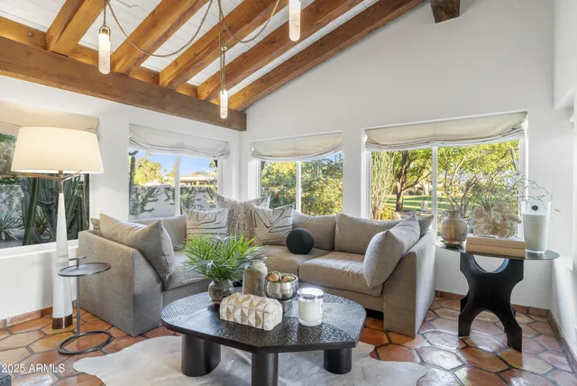 $5,000,000 | 8119 East Foothills Drive, Scottsdale, AZ 85255