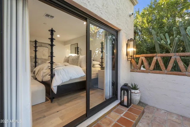 $5,000,000 | 8119 East Foothills Drive, Scottsdale, AZ 85255