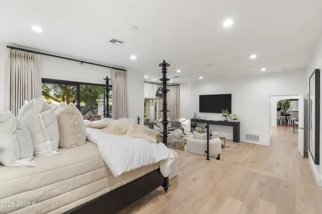 $5,000,000 | 8119 East Foothills Drive, Scottsdale, AZ 85255