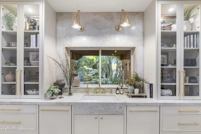 $5,000,000 | 8119 East Foothills Drive, Scottsdale, AZ 85255