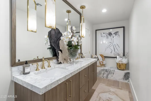 $5,000,000 | 8119 East Foothills Drive, Scottsdale, AZ 85255