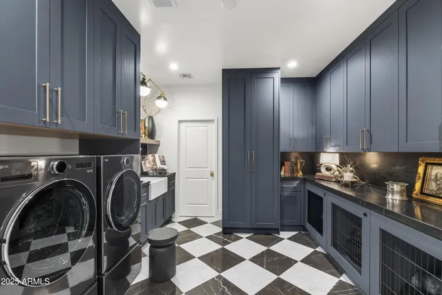 $5,000,000 | 8119 East Foothills Drive, Scottsdale, AZ 85255