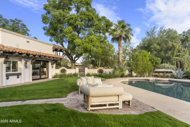 $5,000,000 | 8119 East Foothills Drive, Scottsdale, AZ 85255