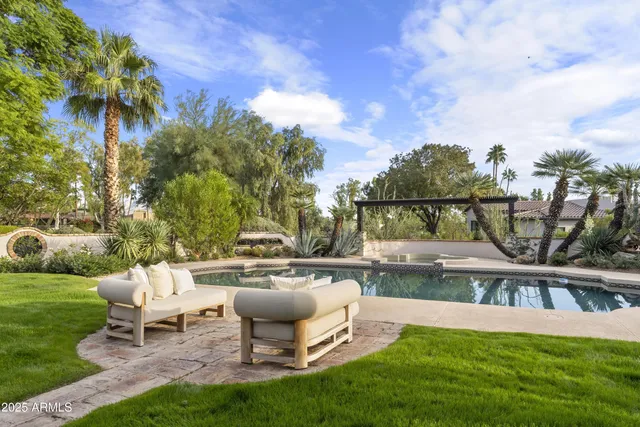 $5,000,000 | 8119 East Foothills Drive, Scottsdale, AZ 85255