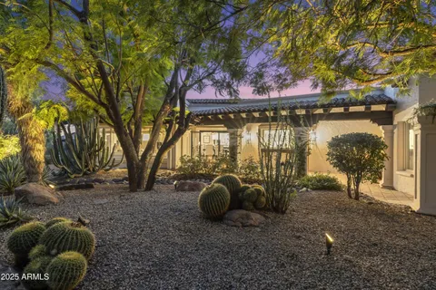 $5,000,000 | 8119 East Foothills Drive, Scottsdale, AZ 85255