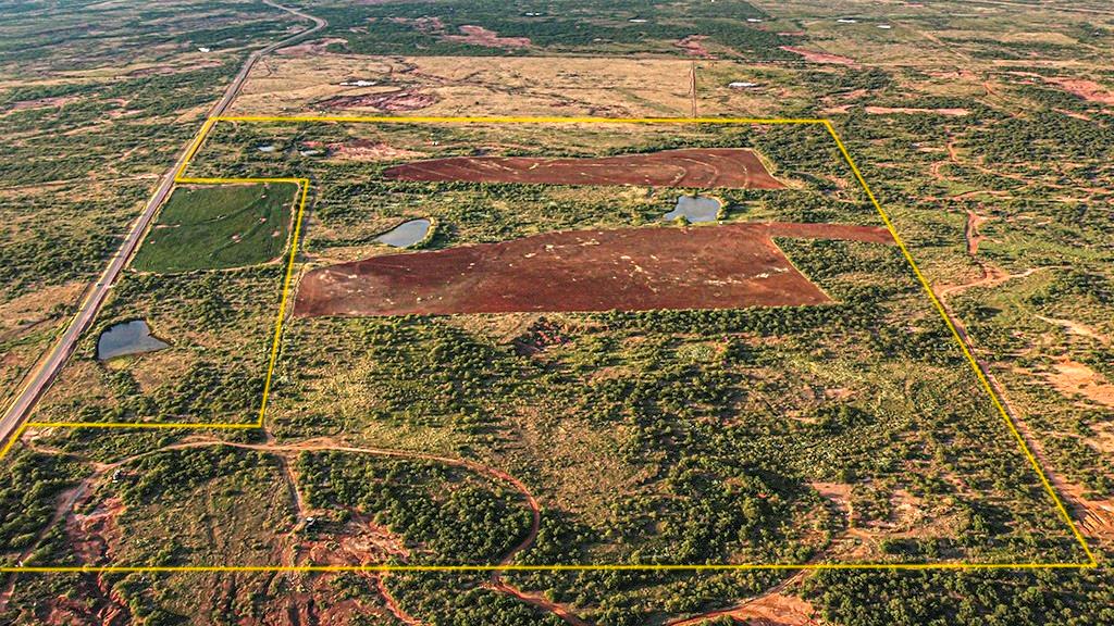 25 State Highway 25 Electra, TX 76360 - Photo 11 of 25