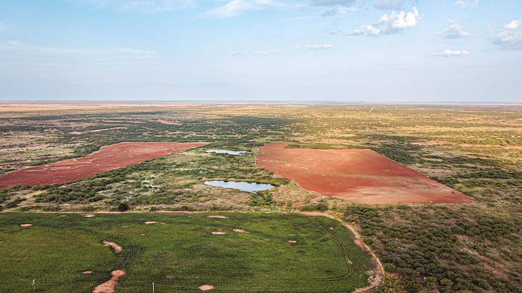 25 State Highway 25 Electra, TX 76360 - Photo 23 of 25 a view of an ocean and beach