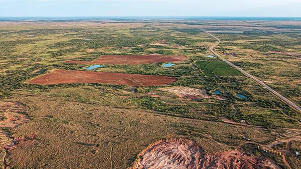 $1,130,250 | 25 State Highway 25, Electra, TX 76360