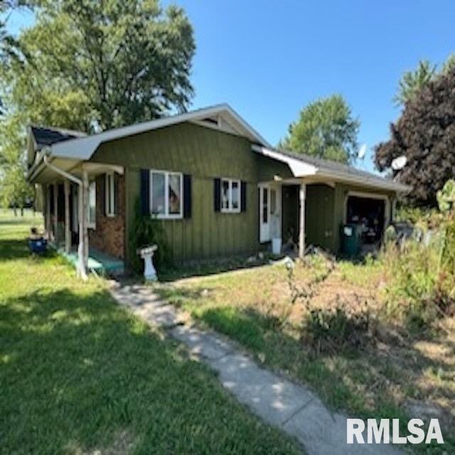 16105 West Farmington Road Trivoli, IL 61569 - Photo 2 of 10