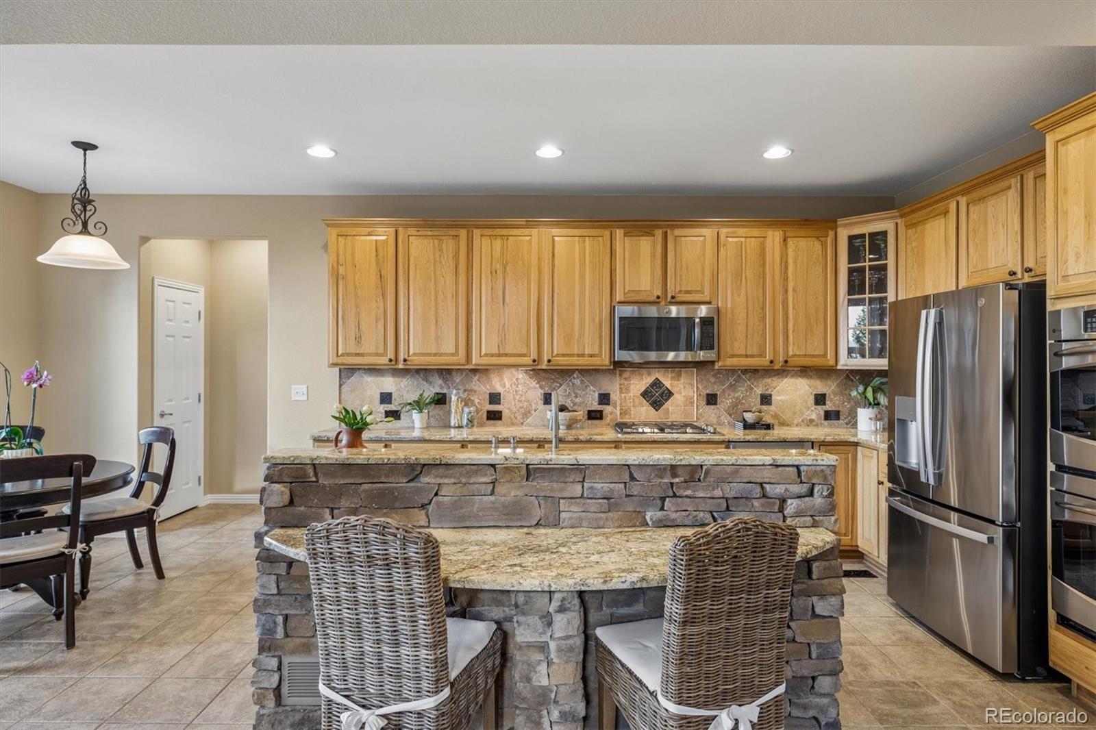 10833 Fox Sedge Way Highlands Ranch, CO 80126 - Photo 12 of 50 Gallery Image 12