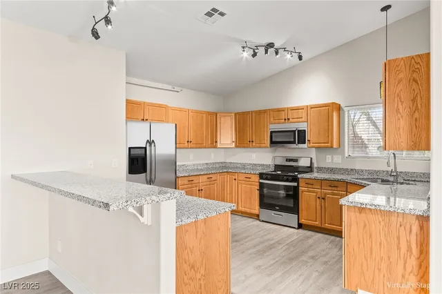 $560,000 | 630 Arthur Avenue, Henderson, NV 89015