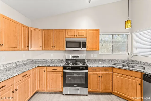 $560,000 | 630 Arthur Avenue, Henderson, NV 89015