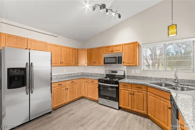 $560,000 | 630 Arthur Avenue, Henderson, NV 89015