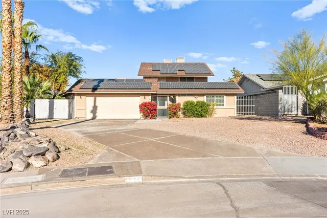 $560,000 | 630 Arthur Avenue, Henderson, NV 89015