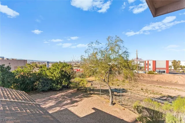$560,000 | 630 Arthur Avenue, Henderson, NV 89015