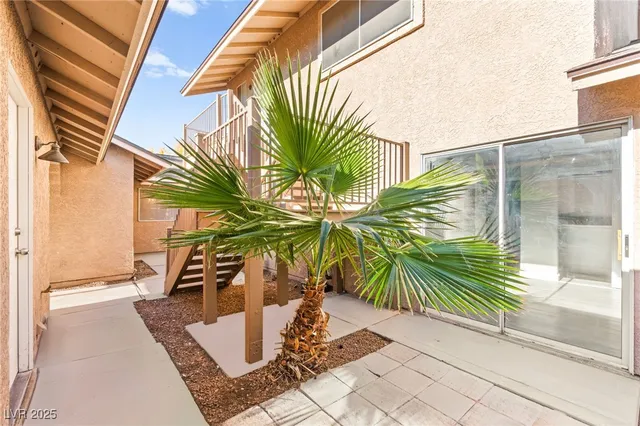 $560,000 | 630 Arthur Avenue, Henderson, NV 89015