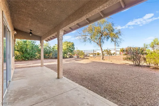 $560,000 | 630 Arthur Avenue, Henderson, NV 89015