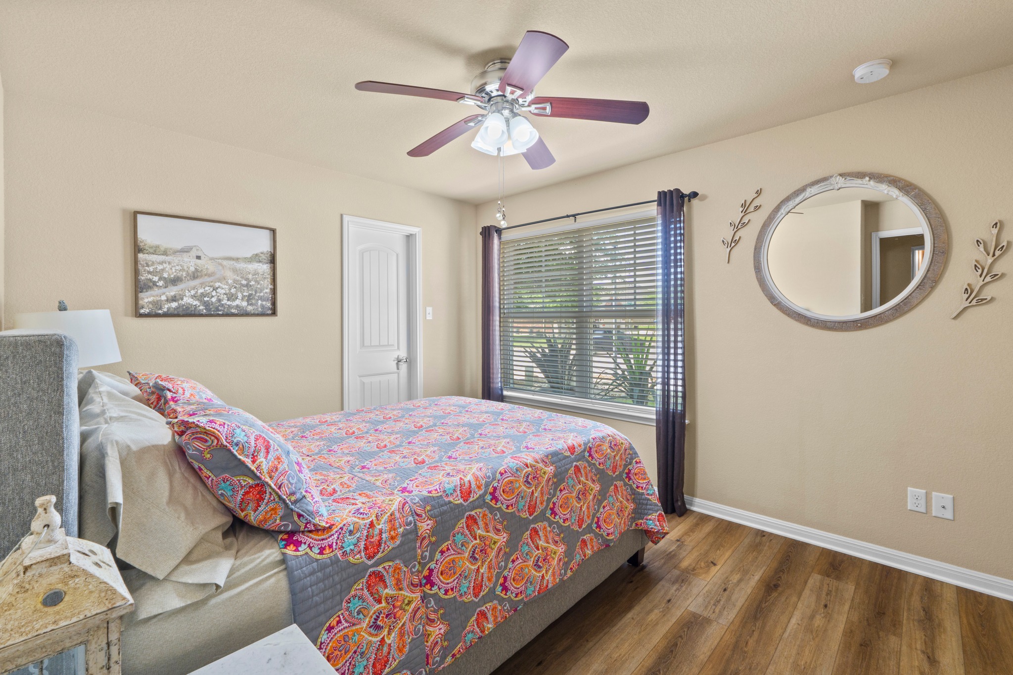 20525 Jackies Ranch Boulevard Pflugerville, TX 78660 - Photo 17 of 27 Bedroom with ceiling fan and roomy closet