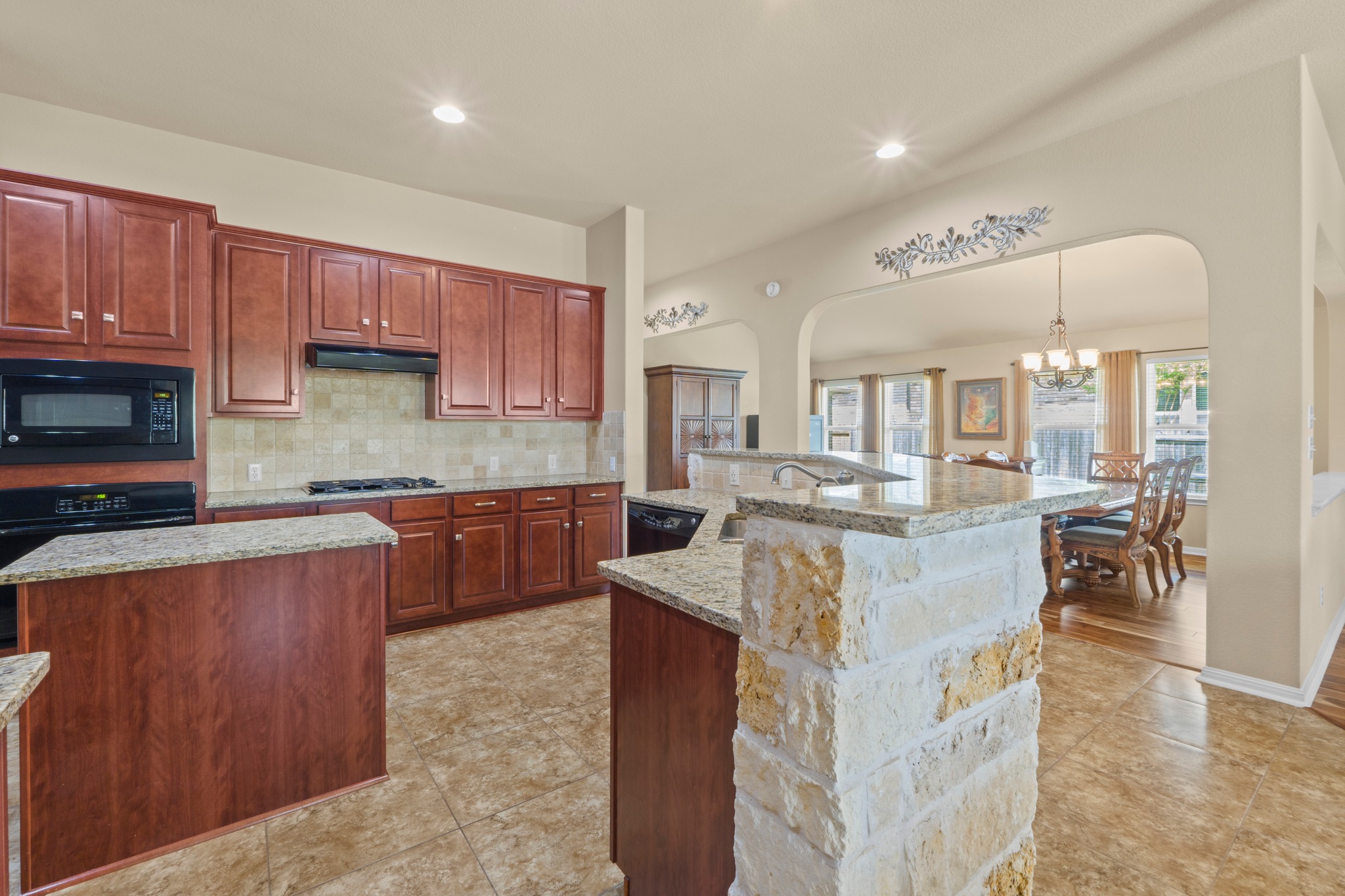 20525 Jackies Ranch Boulevard Pflugerville, TX 78660 - Photo 10 of 27 View from breakfast area