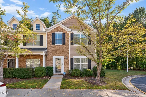 $275,000 | 402 Bayou Court, Knightdale, NC 27545