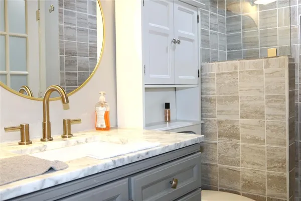 $1,800 | 2943 Antares Circle, Garland, TX 75044